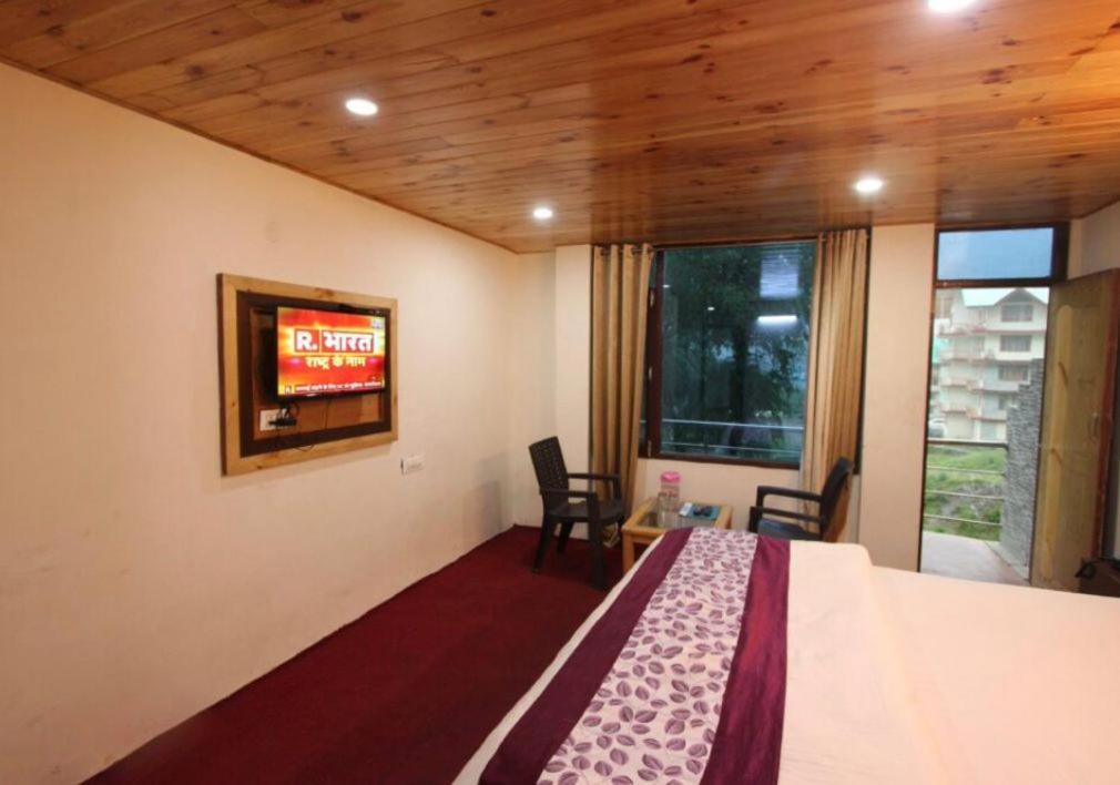 Hotel Devlok Inn مايالي المظهر الخارجي الصورة